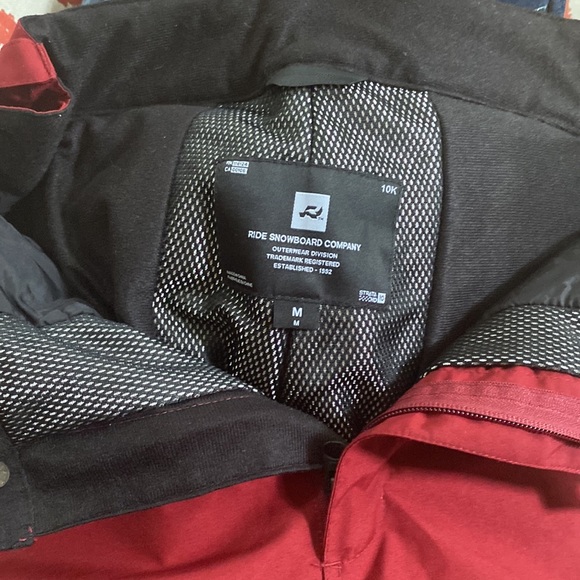 Ride Snowboard Company - Picture 3 of 3